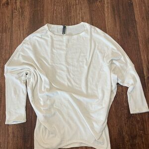 Alya Cream Batwing Sleeve Tunic